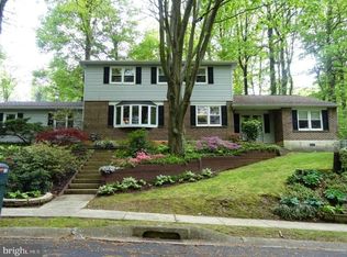 12 Blue Jay Dr, Newark, DE 19713