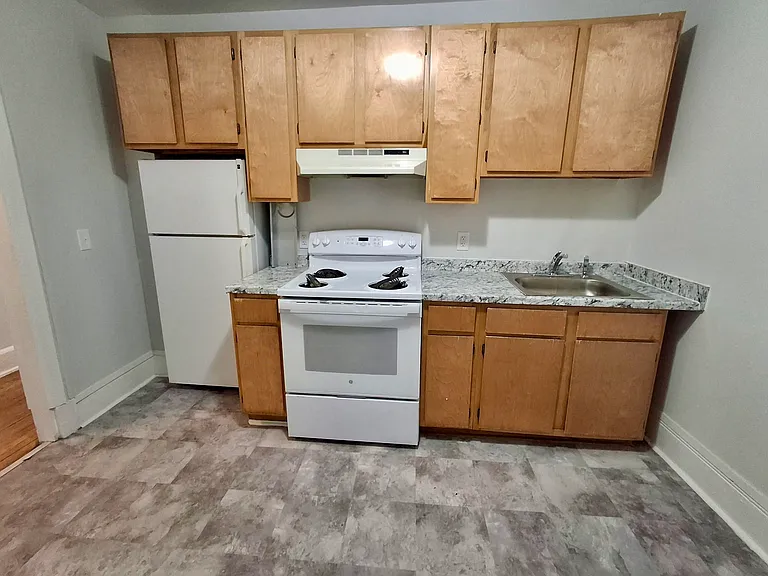 208 Main St #3H — Photo 33