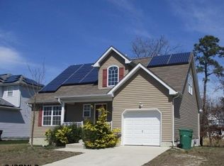 342 Meadows Dr, Galloway, NJ 08205