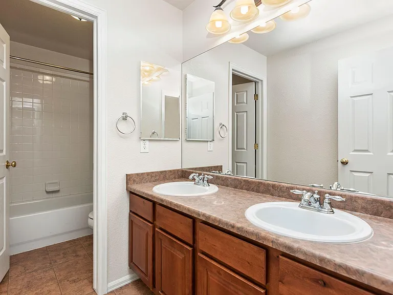 15898 James Gate Pl — Photo 19