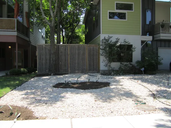 1203 E 2nd St #A, Austin, TX 78702