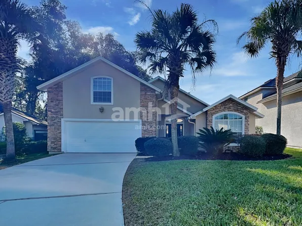 807 Hickory Knolls Dr, Green Cove Springs, FL 32043