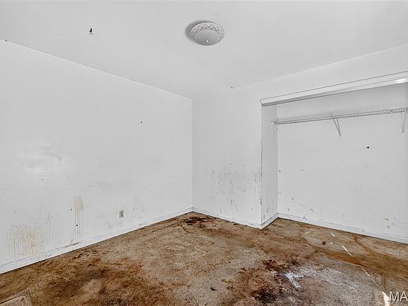 12th image of 2101 E Obear Ave