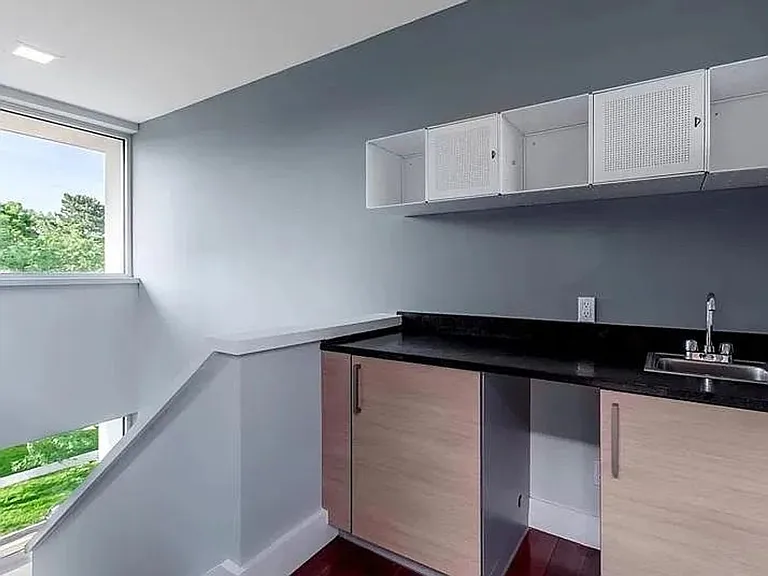 2768 W 22nd Ave — Photo 29