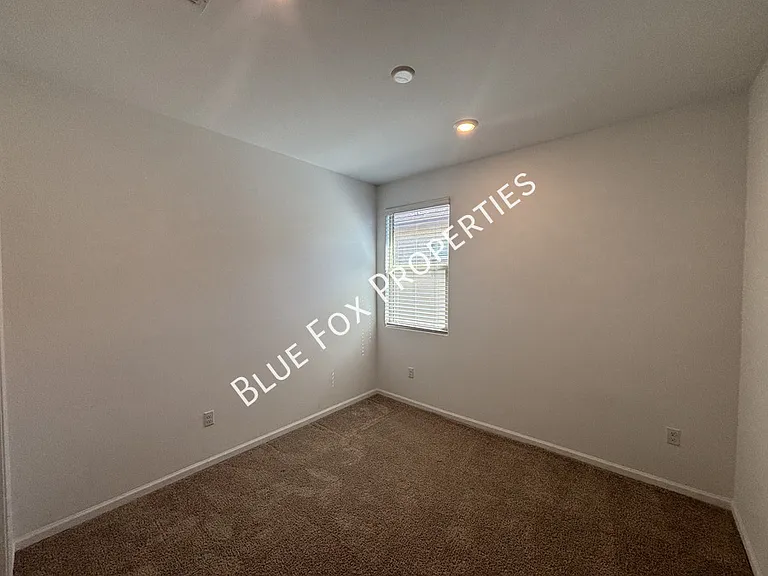 7095 W Jadewood Ln — Photo 9