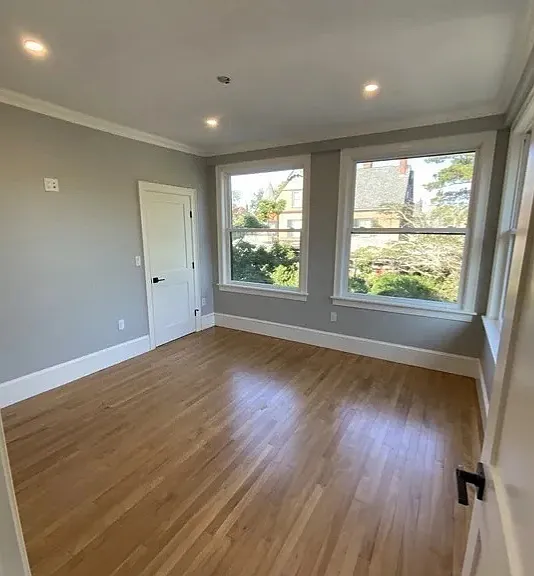 50 E Clinton St #2 — Photo 3