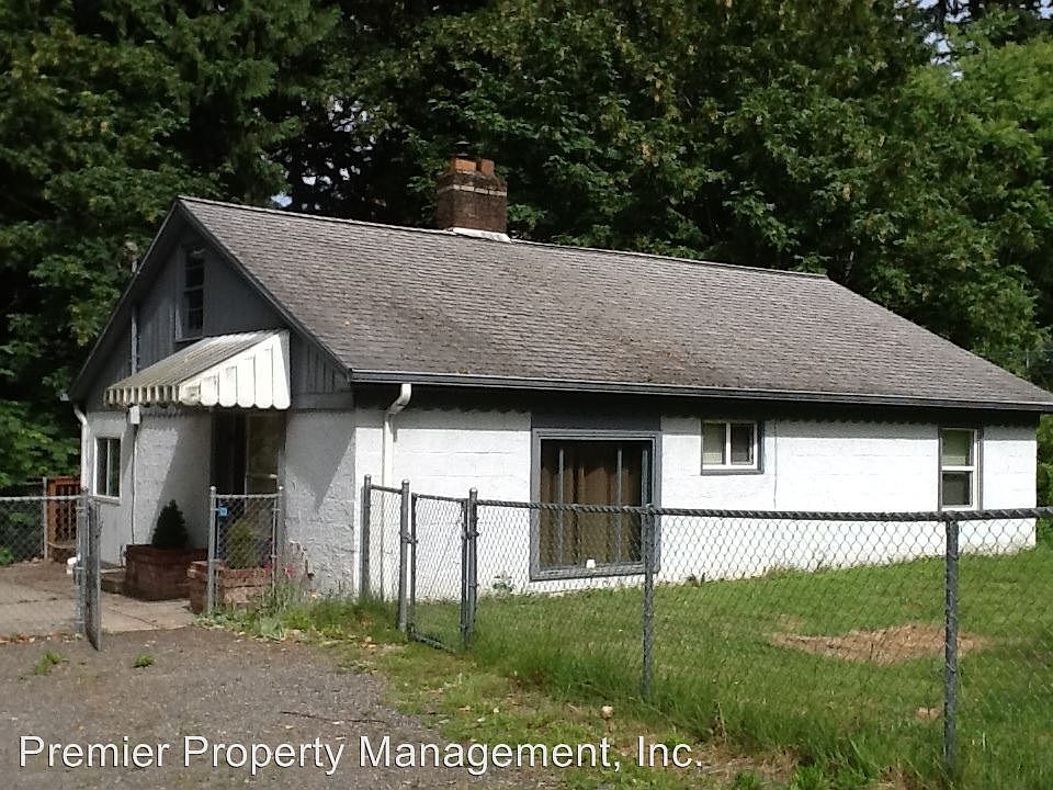 1st image of 5610 NE Hazel Dell Ave