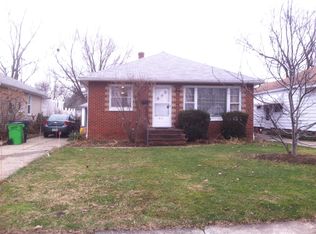 461 E 309th St, Willowick, OH 44095