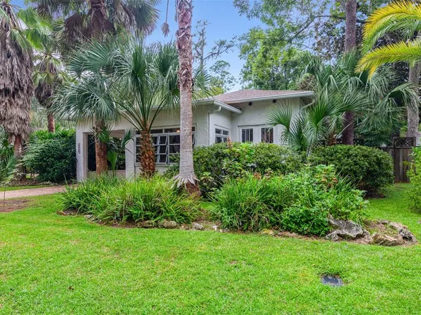 2120 NW 7th St, Gainesville, FL 32609