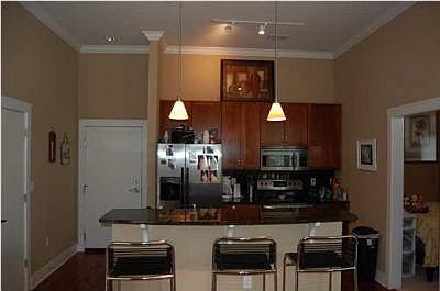 3rd image of 129 Walnut St Unit 17