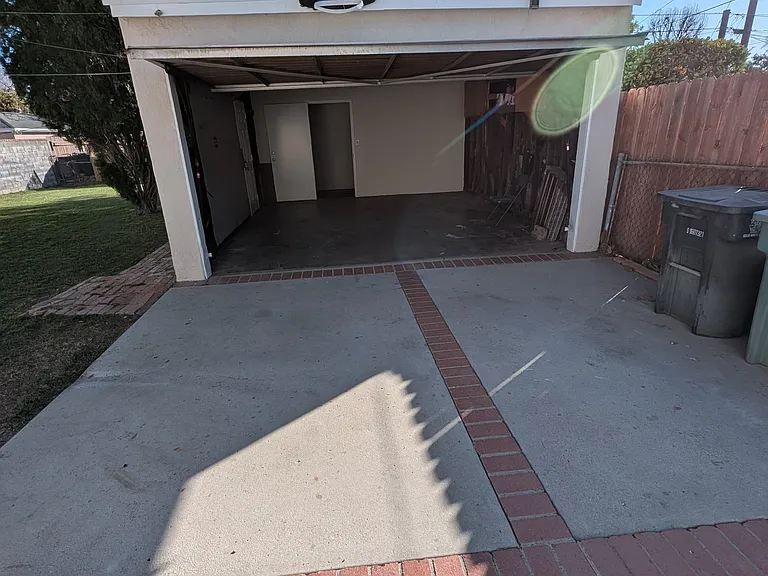 1430 N Myers St — Photo 20