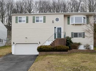 58 Highview Ter, Dover, NJ 07801