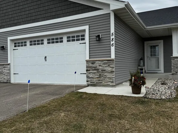 586 Shoreview Ln, Nya, MN 55397