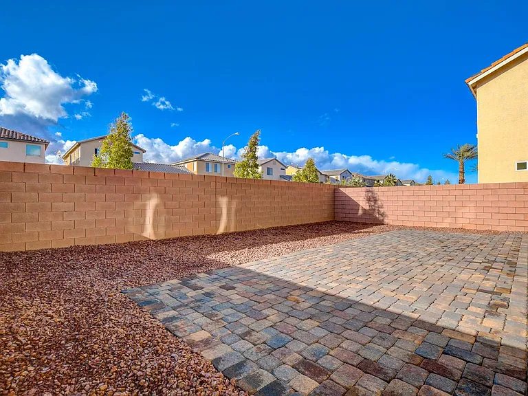 7821 Tomsburgh Ln — Photo 46