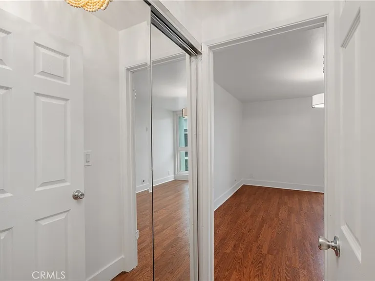 911 N Kings Rd #319 — Photo 26