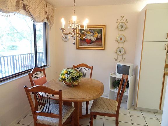 4th image of 10841 W Clairmont Cir #210