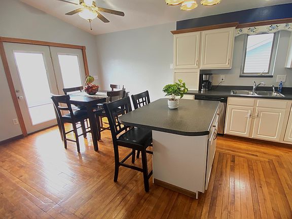 5th image of 1203 Pasque Cir