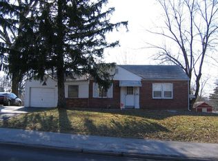 1640 Chambers Rd, Saint Louis, MO 63136