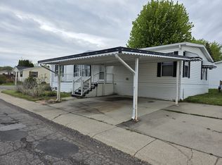 Pineview Estates, Flint, MI 48506