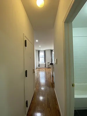 Rented by TheRealEstateCompany.com LLC | media 30