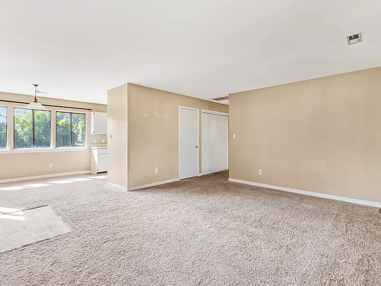 5992 Ware Point Rd — Photo 2