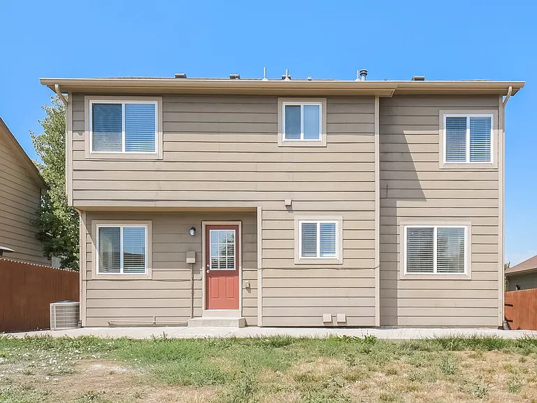 12158 Hudson Ct — Photo 18