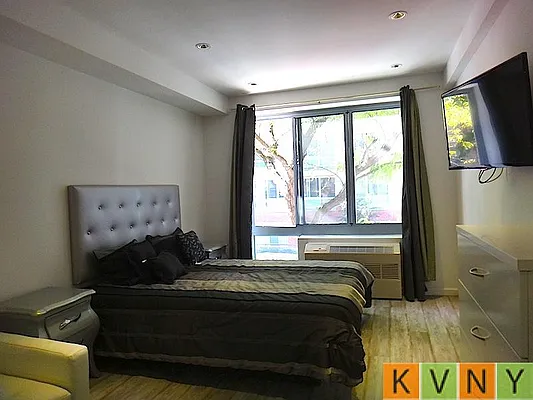 Rented by KVNY Soho | media 55