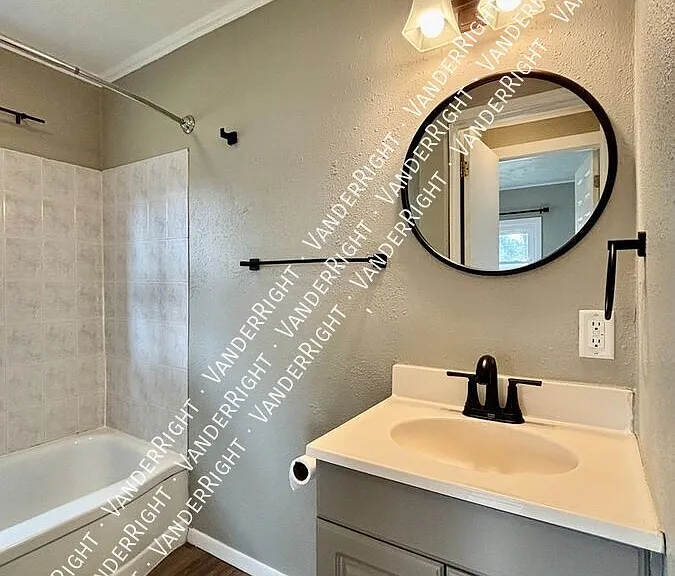 1108 N Dakota Ave — Photo 9