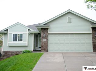 14220 S 22nd St, Bellevue, NE 68123