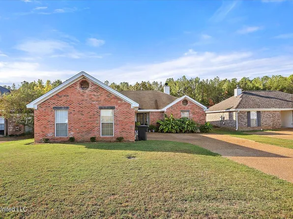 670 Parker Pl, Brandon, MS 39042