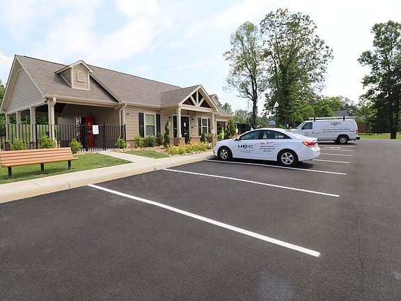 2nd image of 6385 Bristol Hwy APT 228