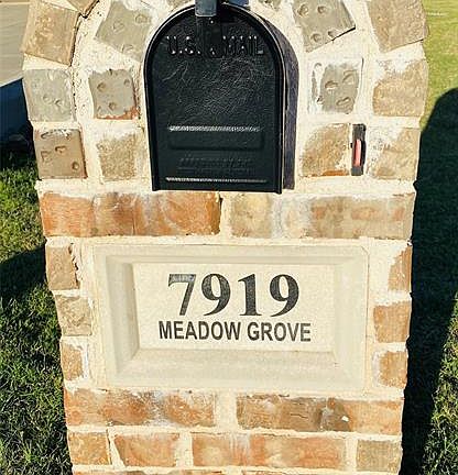 2nd image of 7919 Meadow Grove Dr