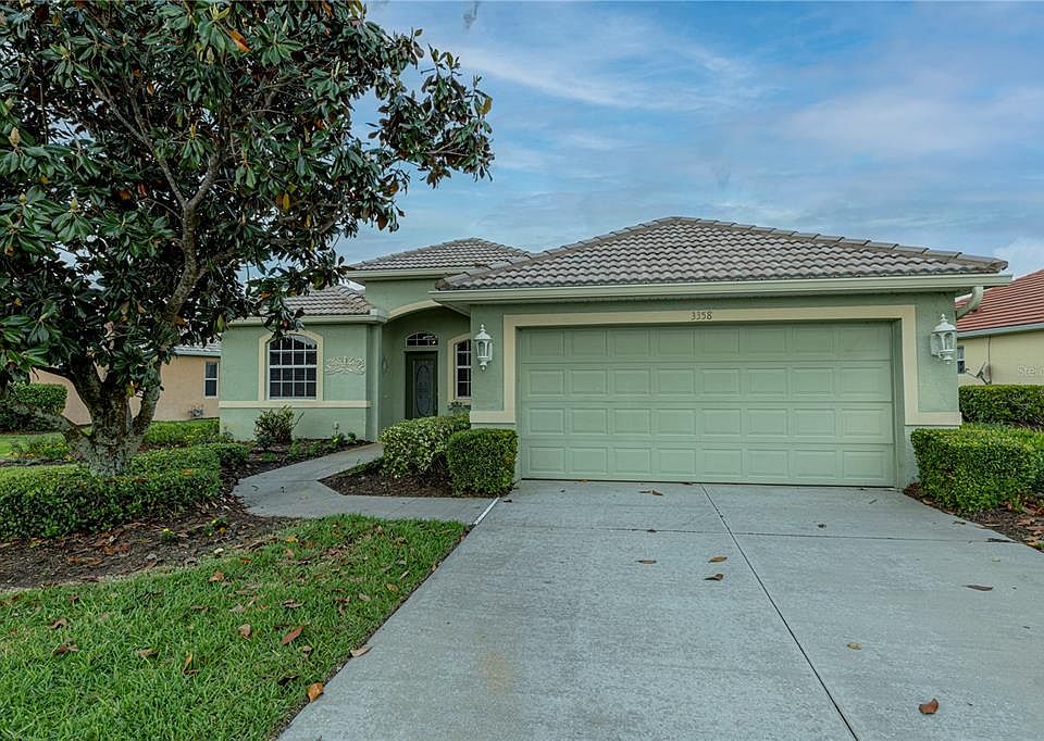 1st image of 3358 Royal Palm Dr