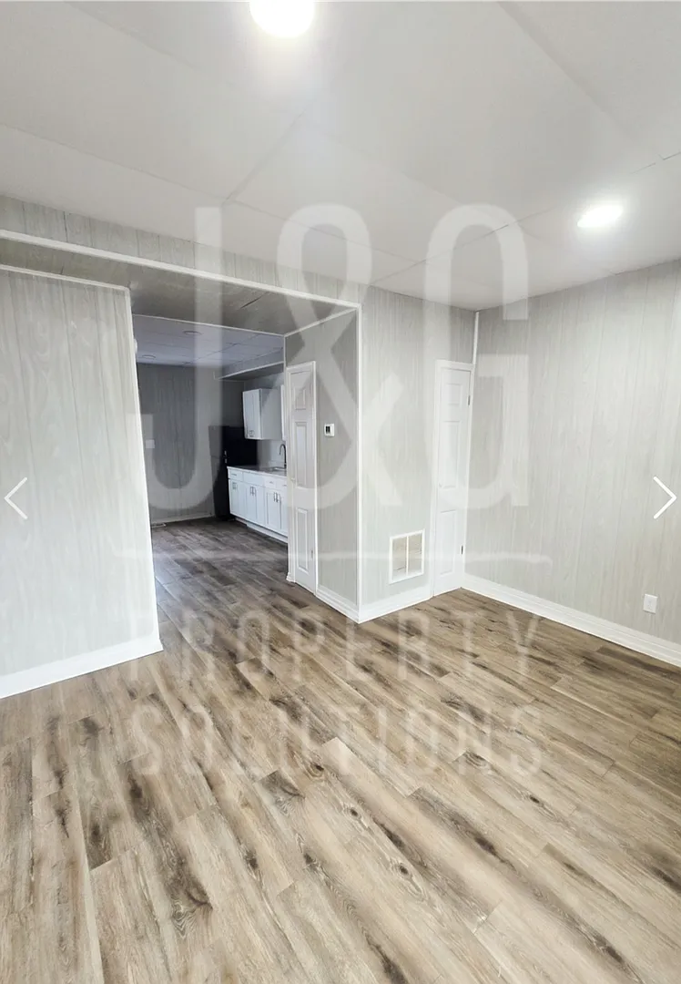 2 BR/1 BA — Photo 4