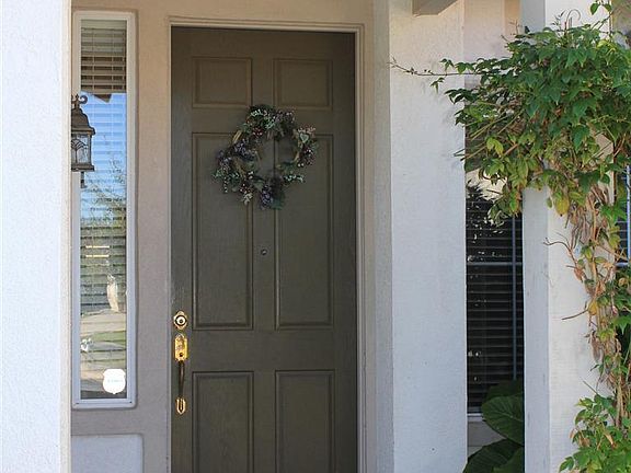4th image of 755 Antiquity Dr