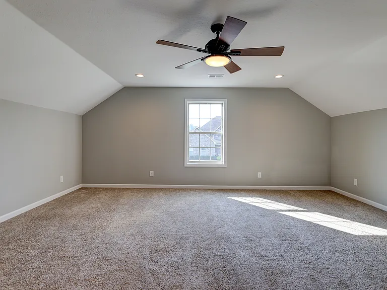 1008 Meadowview Ln — Photo 59
