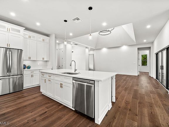 4th image of 3708 Stagg Ct