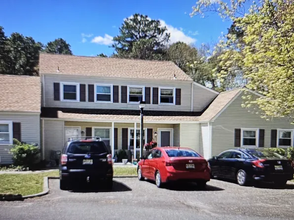 45 S Seas Ct, Barnegat, NJ 08005