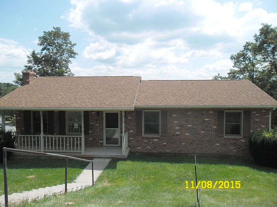 1st image of 633 Essex Dr