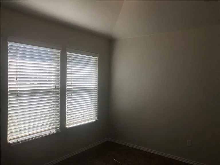 188 Brockston Dr — Photo 3