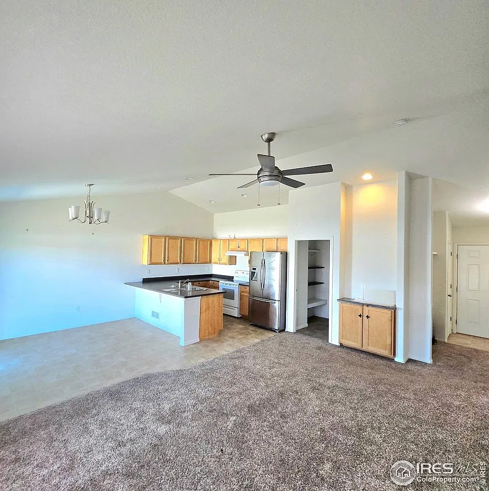 1570 Driftline Dr — Photo 4