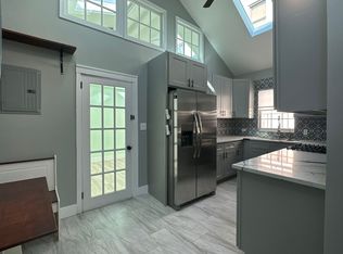 22-11 37th St #2, Astoria, NY 11105