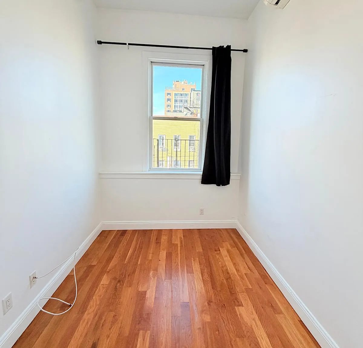 287 Wyckoff Avenue — Photo 4