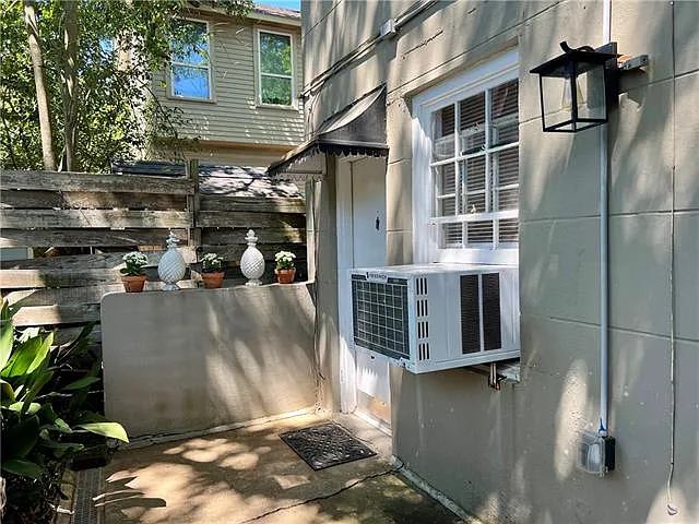 115 Grenadine St #1 — Photo 3