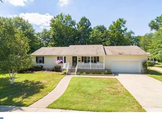 73 Locust Ave, Pennsville, NJ 08070