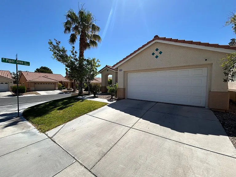 1840 Montvale Ct — Photo 24
