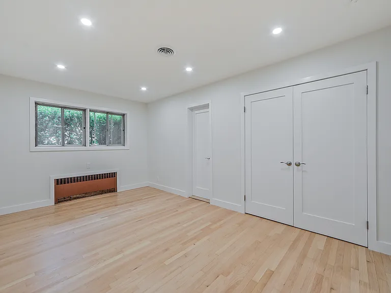 21 E Central Ave — Photo 19