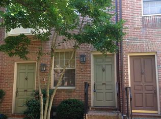 2113 1/2 O St NW #B, Washington, DC 20037