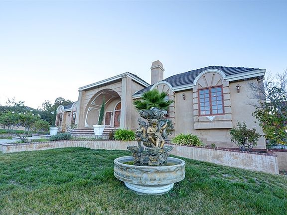 3rd image of 15070 Sperry Ln