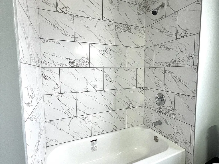 288 Helen St #6 — Photo 7